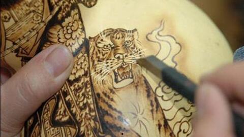 烙画视频教程,跟随烙画教程，解锁传统艺术魅力