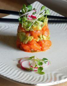 三文鱼摆盘视频,视频教程解析